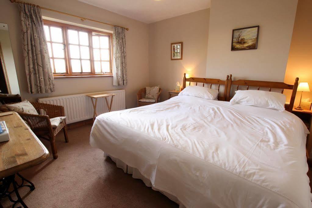 Larkrise Bed and breakfast 4*